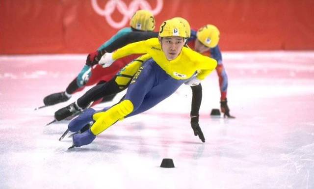 湖媒：东契奇重新登顶组织天赋指标排行榜